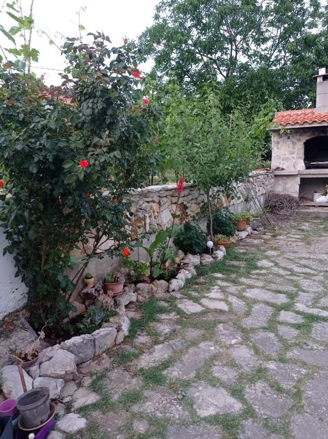 Apartment Silvija Vinišće Eksteriør billede