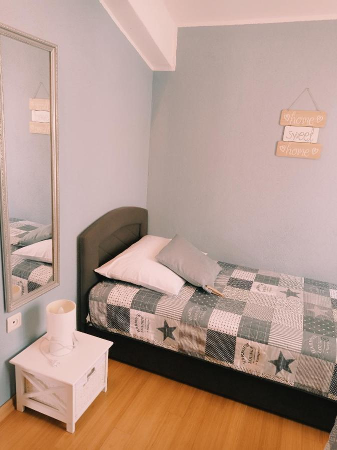 Apartment Silvija Vinišće Eksteriør billede